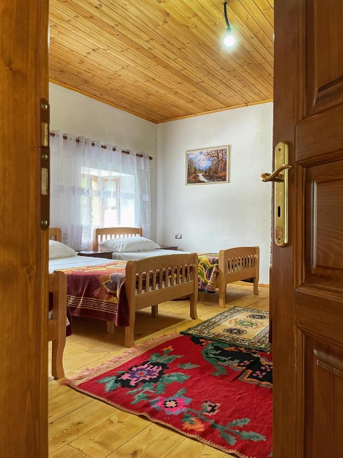 טת Guest House Rrashkadoli מראה חיצוני תמונה