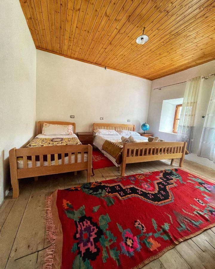 טת Guest House Rrashkadoli מראה חיצוני תמונה