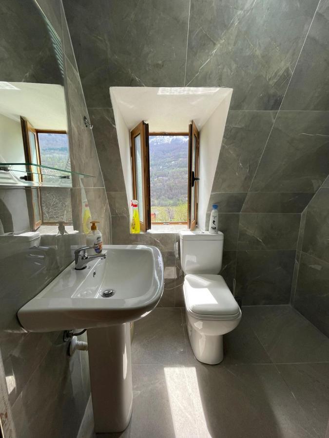 טת Guest House Rrashkadoli מראה חיצוני תמונה